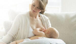 Chăm mẹ chăm bé với Ngũ cốc Mommom lợi sữa