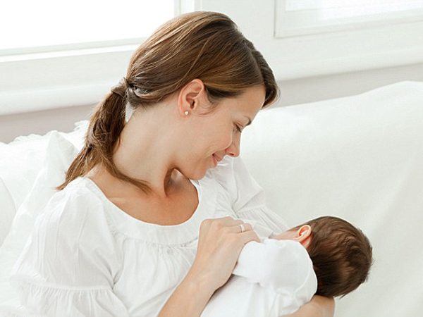 Chăm mẹ chăm bé với Ngũ cốc Mommom lợi sữa