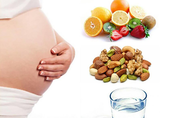 Cân bằng dinh dưỡng cho mẹ bầu với sữa hạt