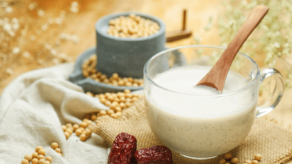 Cách uống Sữa hạt ngũ cốc giảm nghén cho bà bầu 3 tháng đầu